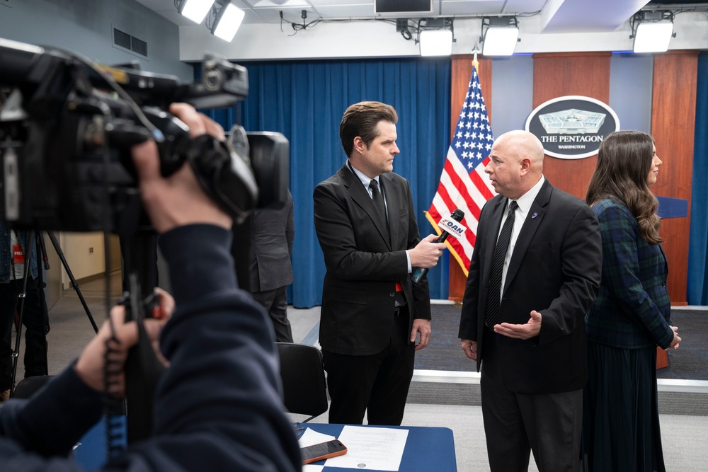 DoW Officials Hold Interviews During New Media Week