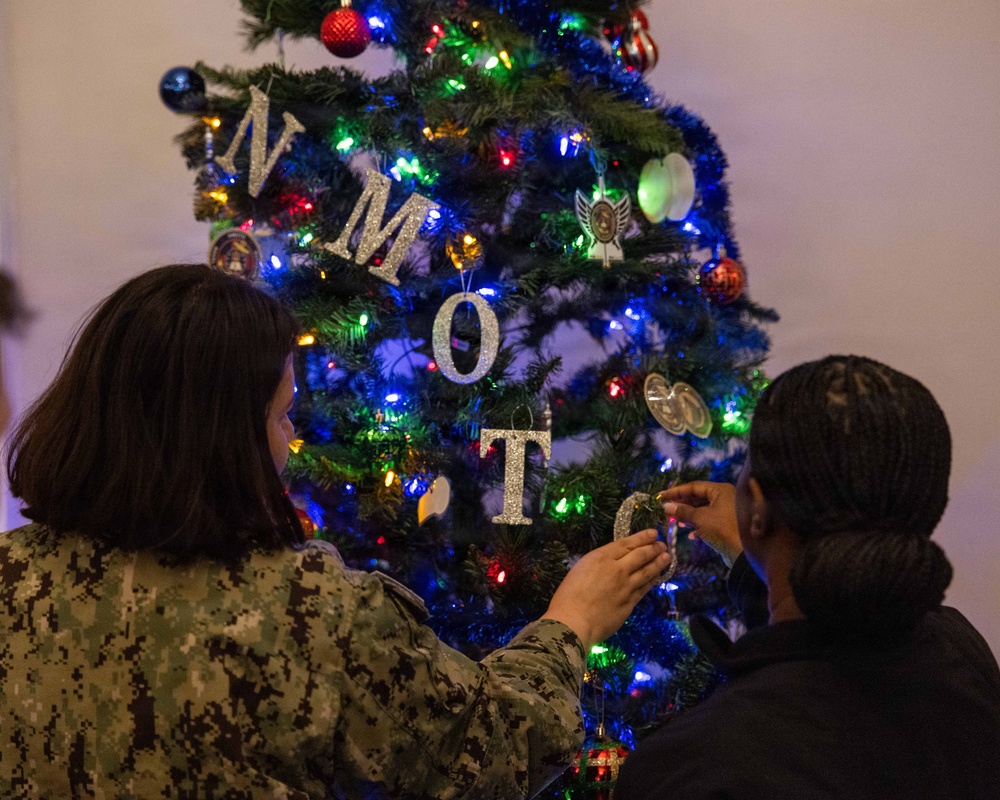 Service Members, Families Decorate Holiday Trees at Mustin Beach Club