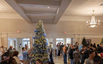 Service Members, Families Decorate Holiday Trees at Mustin Beach Club