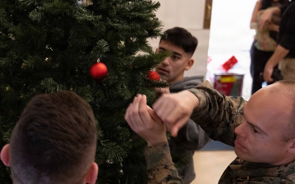 Service Members, Families Decorate Holiday Trees at Mustin Beach Club