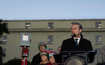SW Hosts Inaugural Christmas Tree Lighting Ceremony