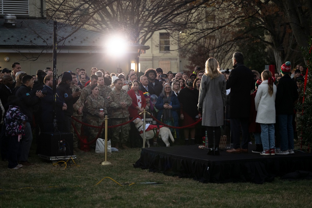 SW Hosts Inaugural Christmas Tree Lighting Ceremony