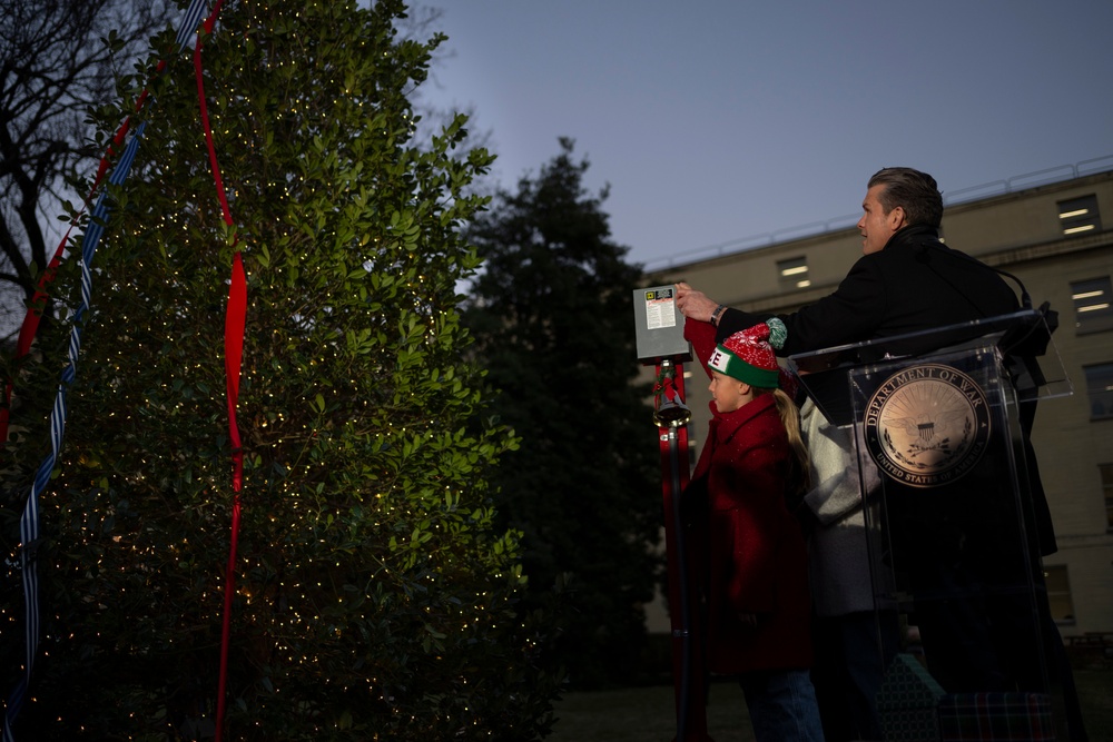 SW Hosts Inaugural Christmas Tree Lighting Ceremony