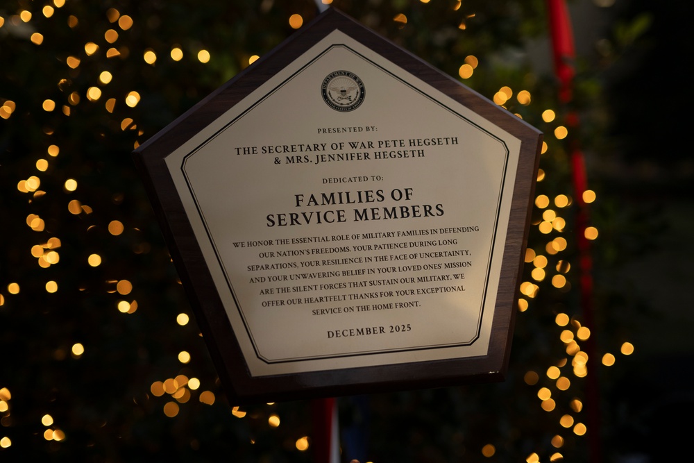 SW Hosts Inaugural Christmas Tree Lighting Ceremony