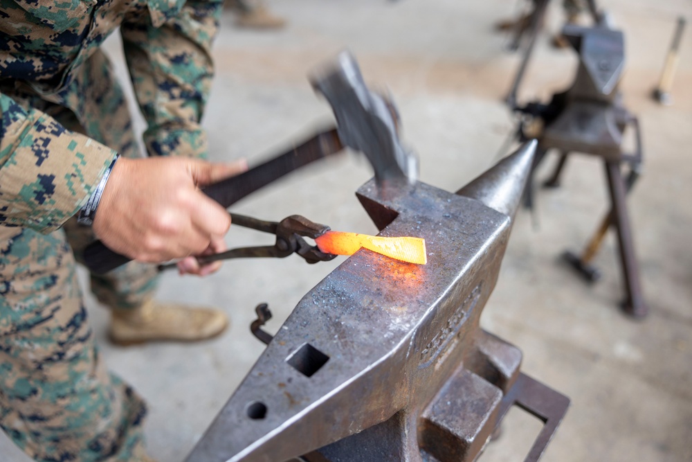2nd Marine Logistics Group Builds Camaraderie during Black Horse Forge Event