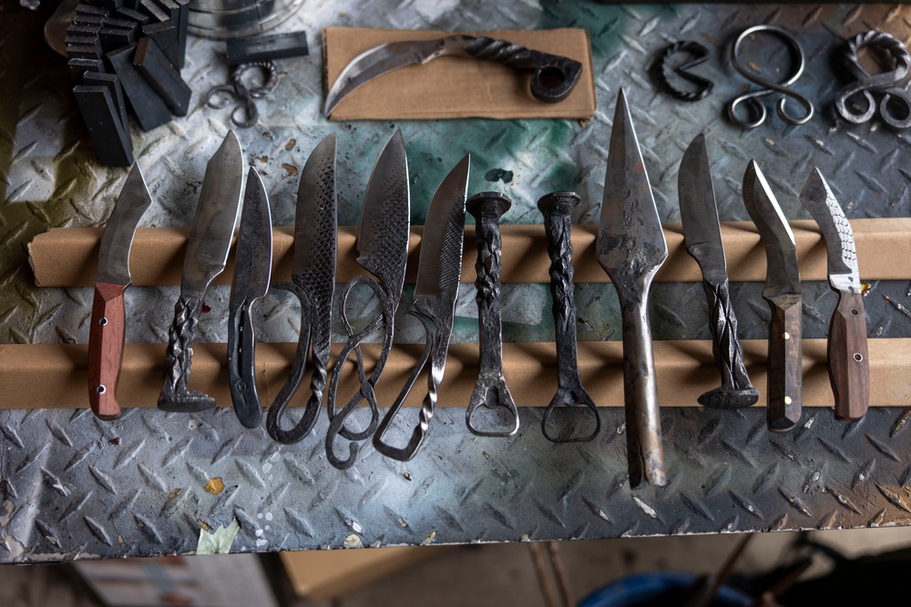 2nd Marine Logistics Group Builds Camaraderie during Black Horse Forge Event