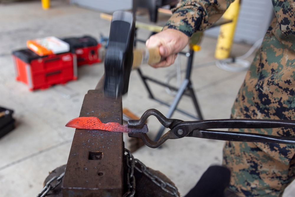 2nd Marine Logistics Group Builds Camaraderie during Black Horse Forge Event