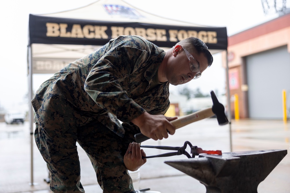 2nd Marine Logistics Group Builds Camaraderie during Black Horse Forge Event