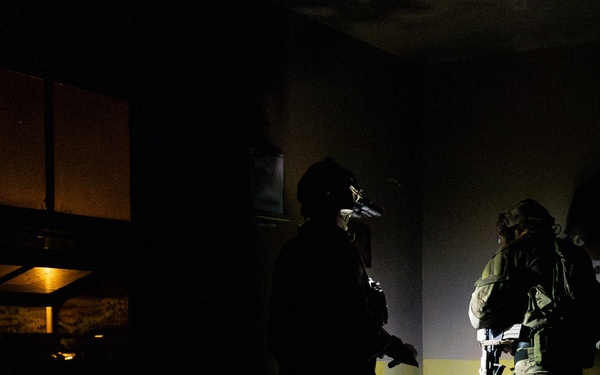 EODMU 5 Successfully Completes All Encomposing Evolution