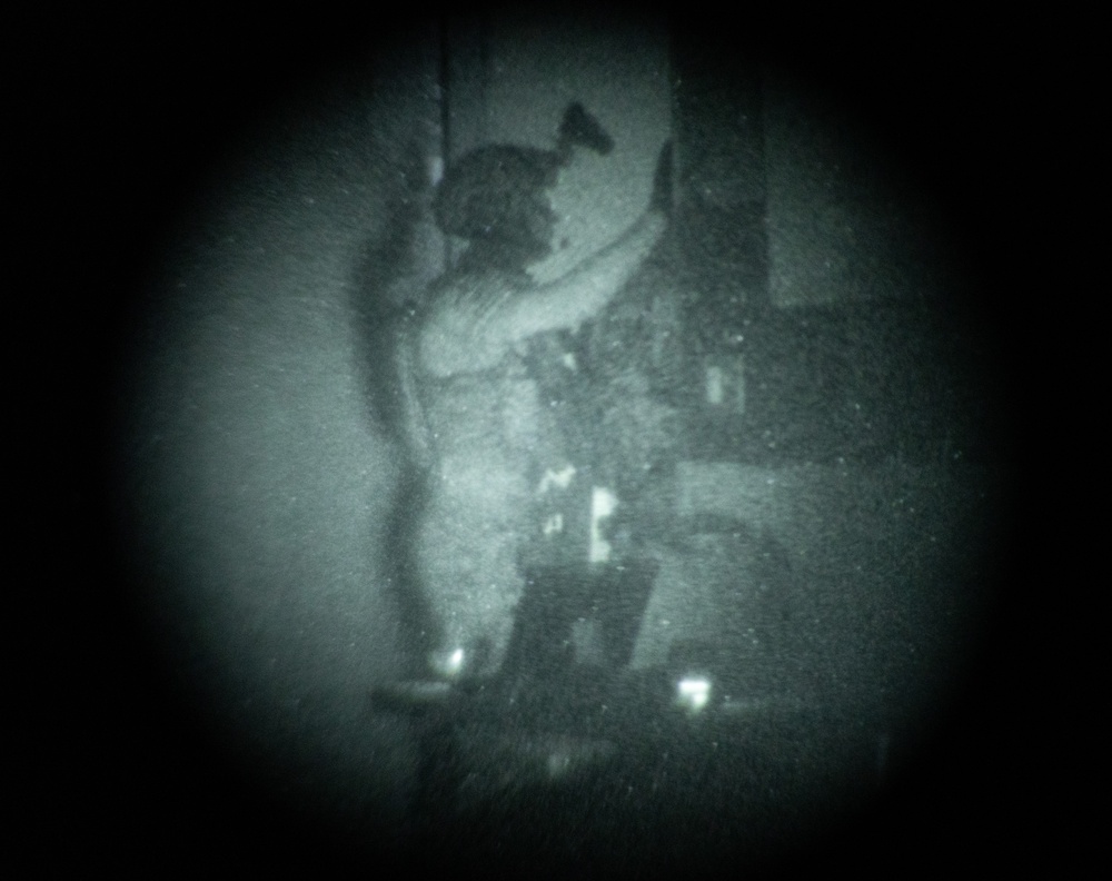 EODMU 5 Successfully Completes All Encomposing Evolution