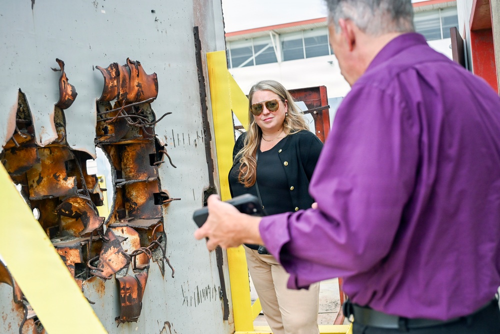 NAVFAC EXWC Hosts Top CNIC Official, Highlights Unique, Innovative Work to Support Warfighter