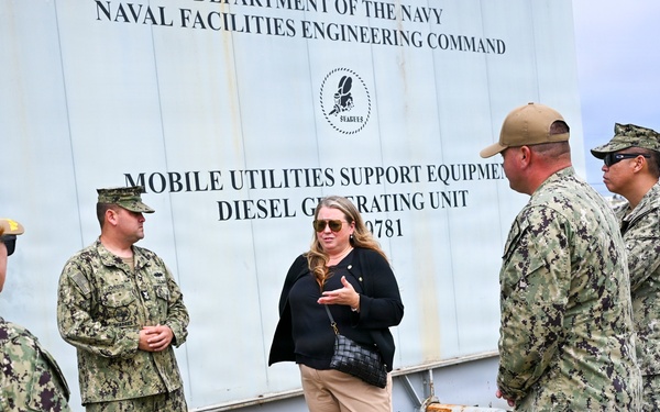 NAVFAC EXWC Hosts Top CNIC Official, Highlights Unique, Innovative Work to Support Warfighter