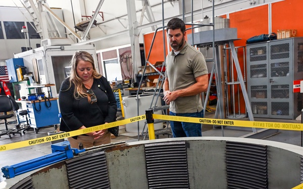 NAVFAC EXWC Hosts Top CNIC Official, Highlights Unique, Innovative Work to Support Warfighter