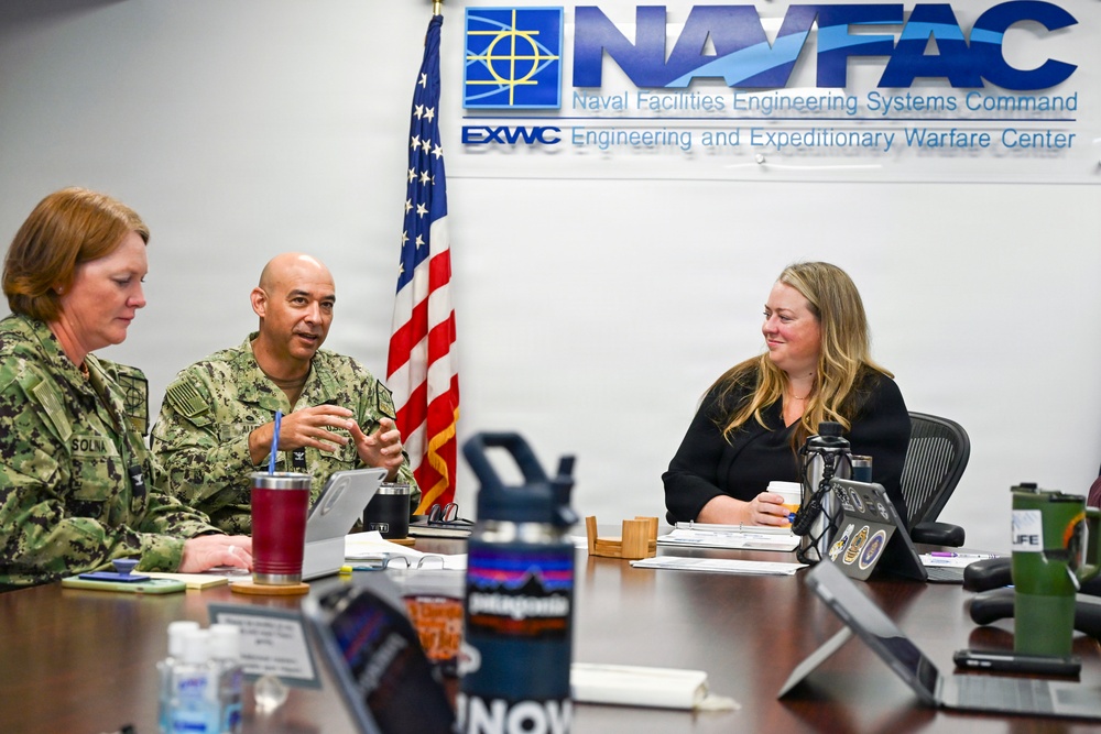NAVFAC EXWC Hosts Top CNIC Official, Highlights Unique, Innovative Work to Support Warfighter