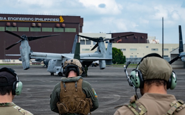 Racing the Storm: 18th Wing Helps Disaster Relief Efforts in Philippines