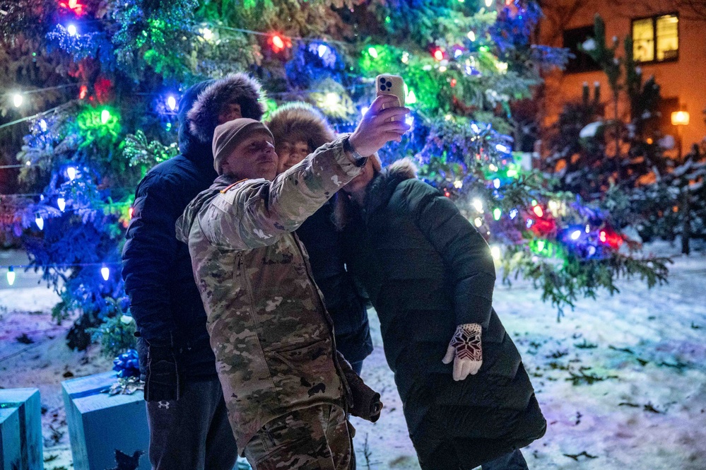 JBER hosts annual tree lighting ceremony