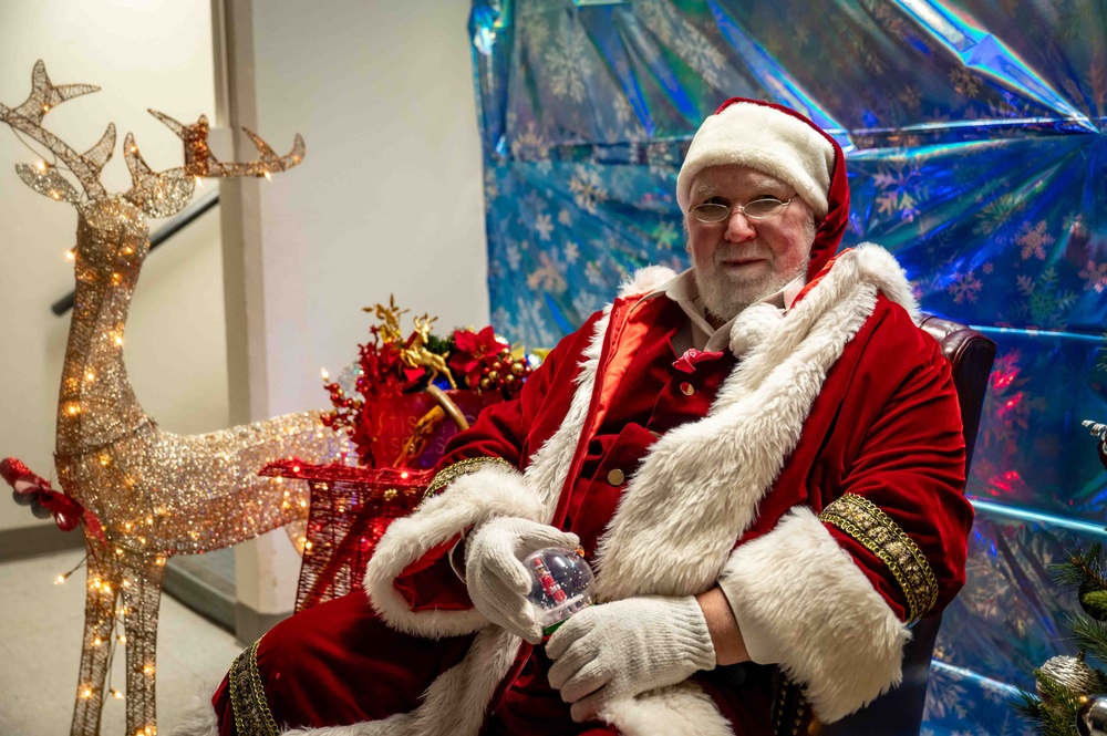 JBER hosts annual tree lighting ceremony