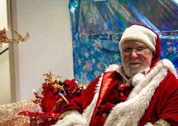 JBER hosts annual tree lighting ceremony