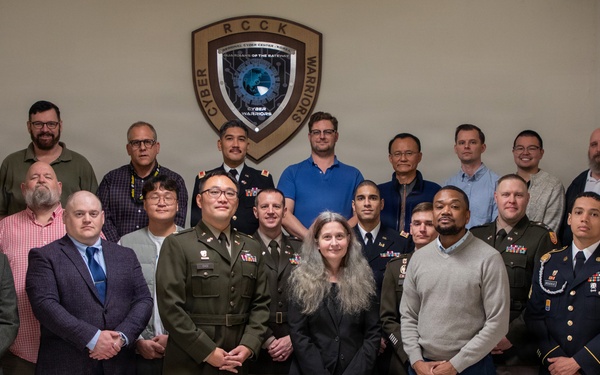 Regional Cyber Center-Korea's Group Photo