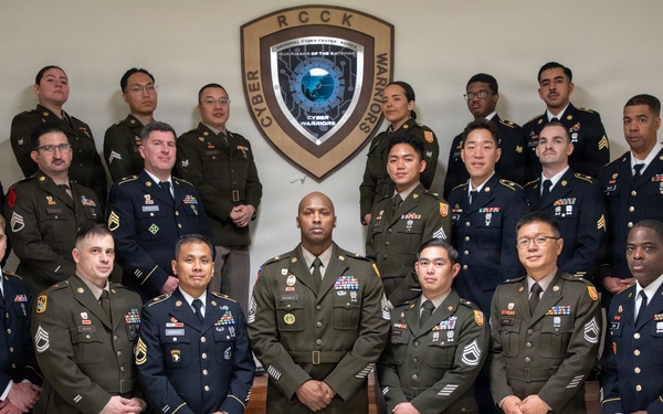 Regional Cyber Center-Korea's Group Photo