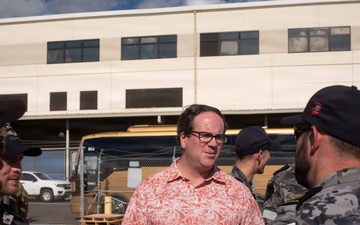 Australian Minister for Defense Personnel and Australian American Leadership Dialogue Members Visit USS Montana (SSN 794)