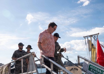 Australian Minister for Defense Personnel and Australian American Leadership Dialogue Members Visit USS Montana (SSN 794)