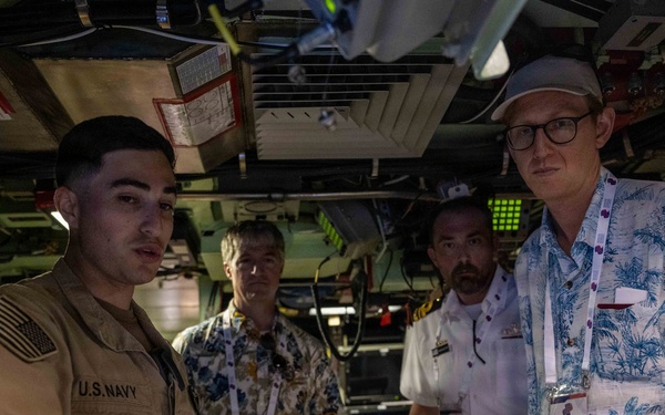 Australian American Leadership Dialogue Members Visits USS Indiana (SSN 789)