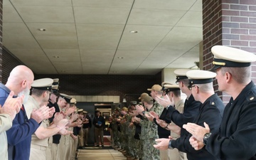 NIOC Pensacola Farewell to CMDCM Cox