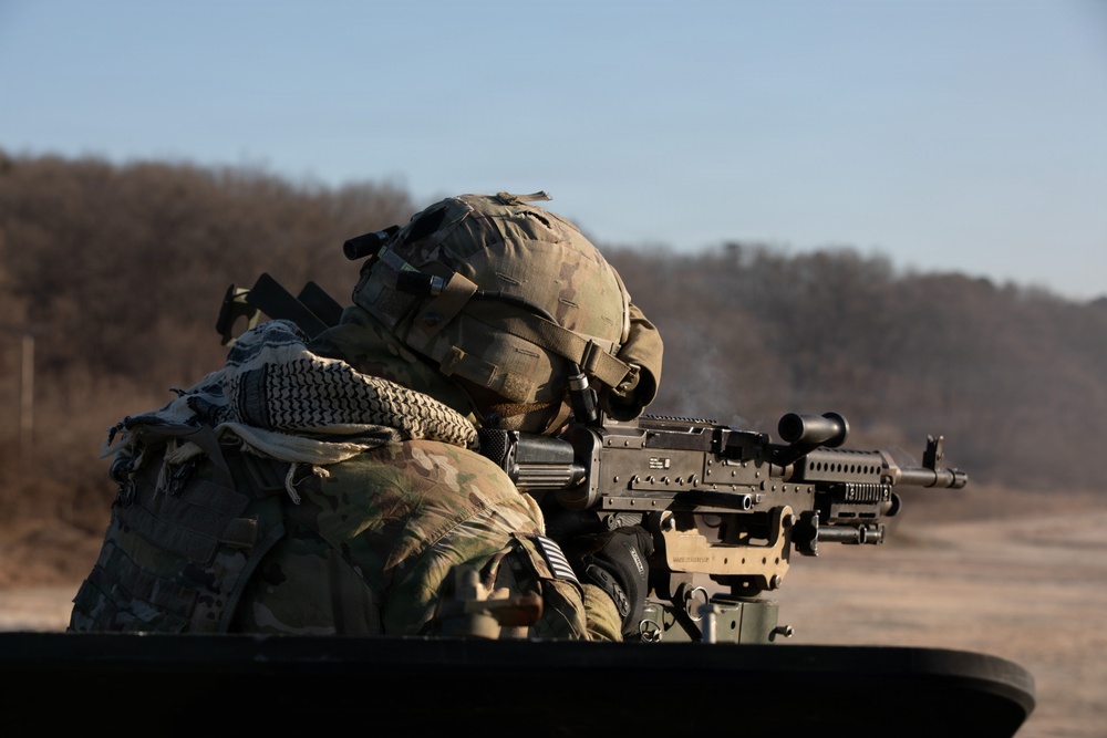 6-37 Field Artillery Regiment conducts Live Fire Exercise