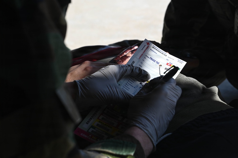 Kunsan AB Fire &amp; Medical Airmen collaborate during Beverly Sentinel 26-1