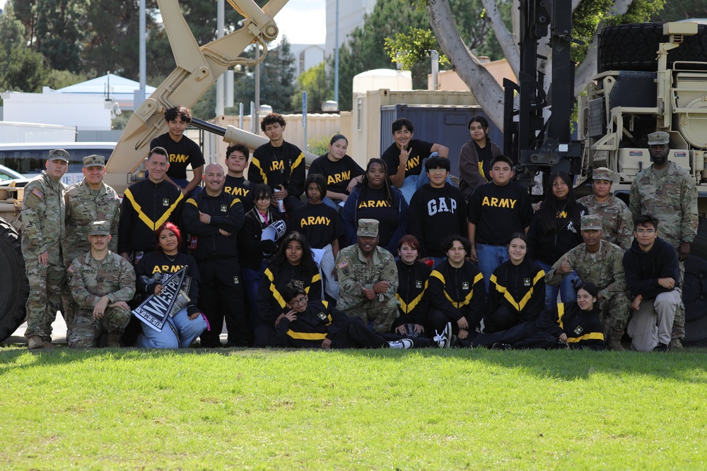 Cal State Fullerton Exhibition Day – Shaping the Future: Inspiring the Next Generation