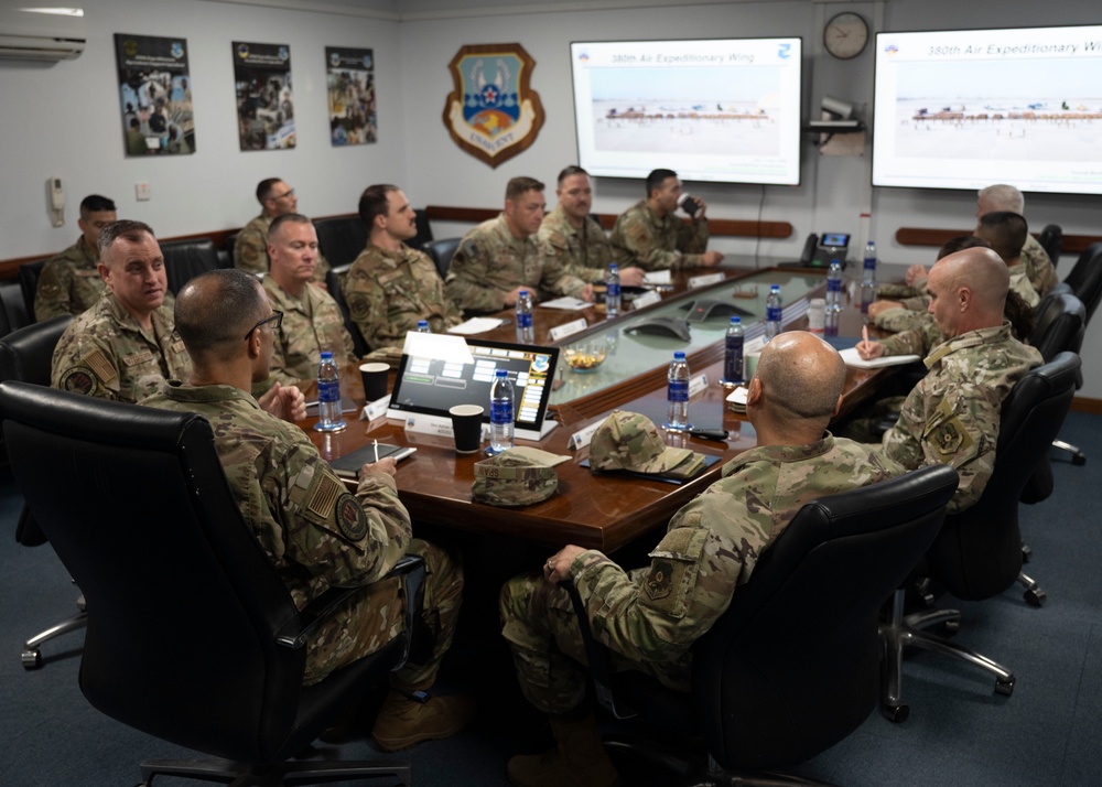 General Spain visits the 380th Air Expeditionary Wing