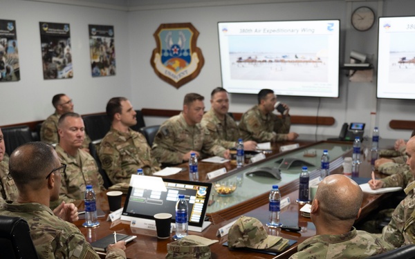 General Spain visits the 380th Air Expeditionary Wing
