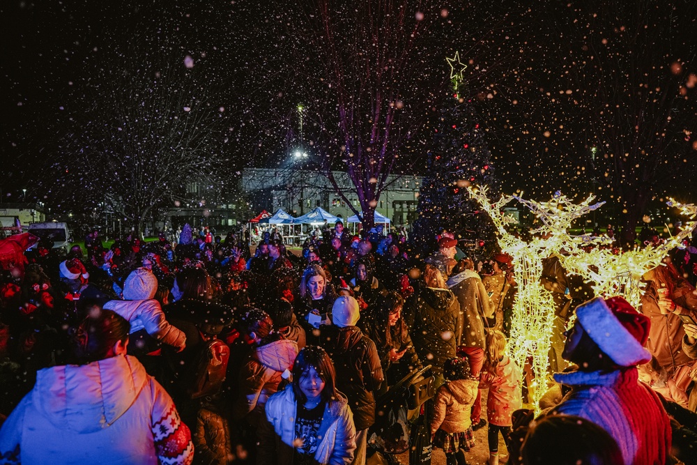 Vicenza military community hosts the annual Christmas tree lighting.