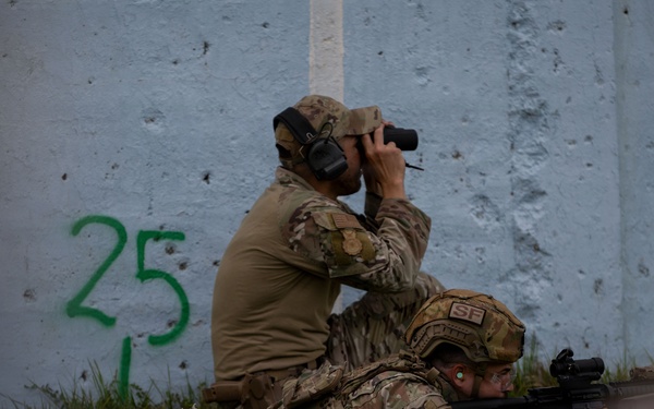 156th SFS Defenders Qualifications Course at Isla de Cabra