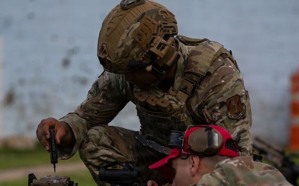 156th SFS Defenders Qualifications Course at Isla de Cabra