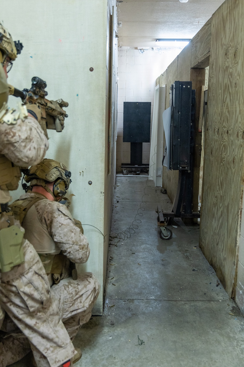 Reconnaissance Marines with the 24th Marine Expeditionary Unit conduct room clearing drills as a part of Close Quarters Tactics training.
