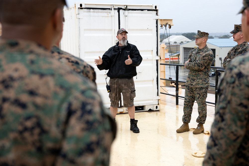 I MEF Visit Leverages Blount Island Expertise to Reinforce Readiness, Interoperability
