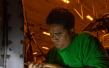 Abraham Lincoln conducts routine operations