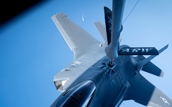 Falcon Strike 2025: Talons out