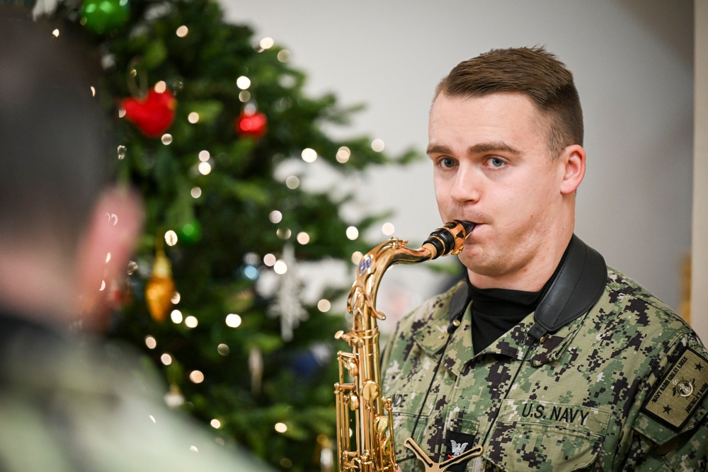 NSGL Tree Lighting Ceremony