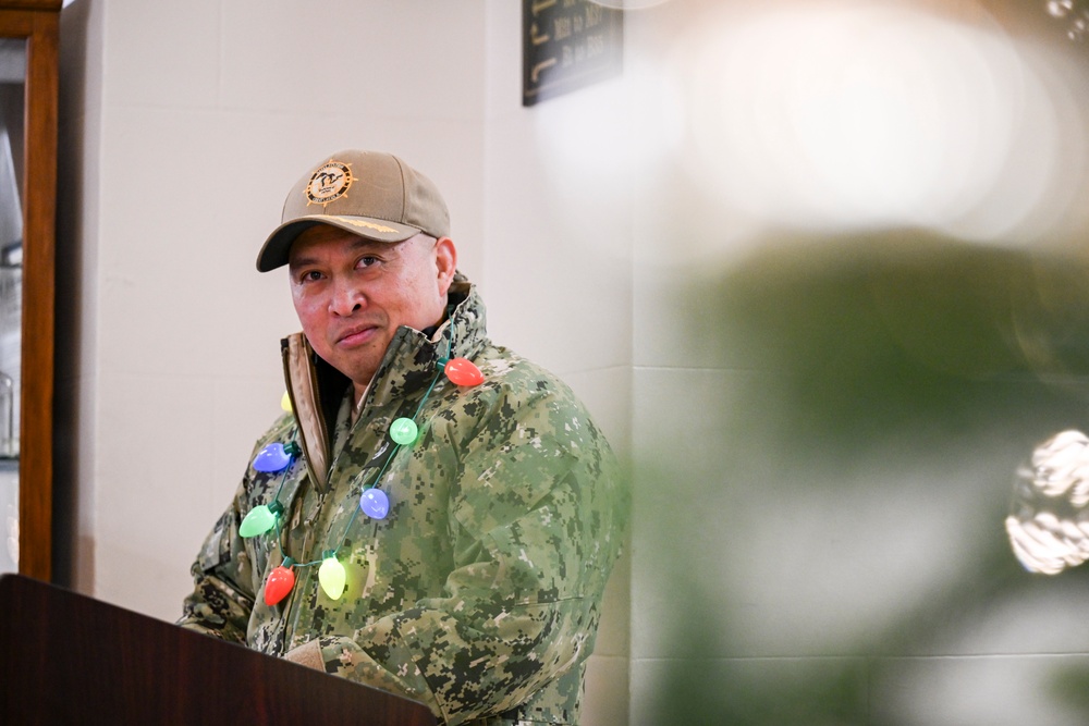 NSGL Tree Lighting Ceremony