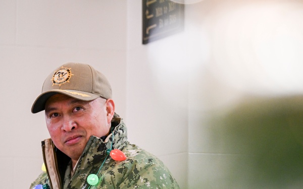 NSGL Tree Lighting Ceremony