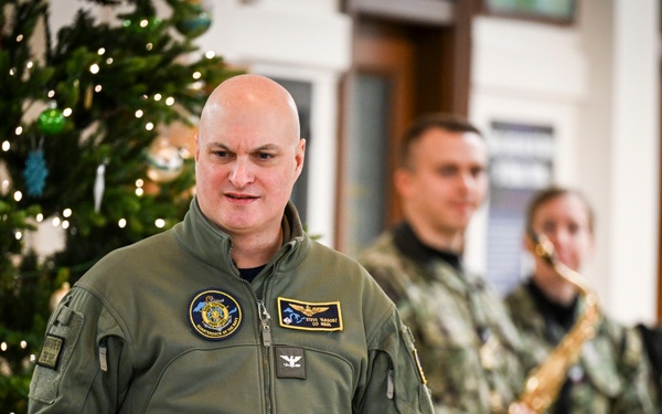 NSGL Tree Lighting Ceremony