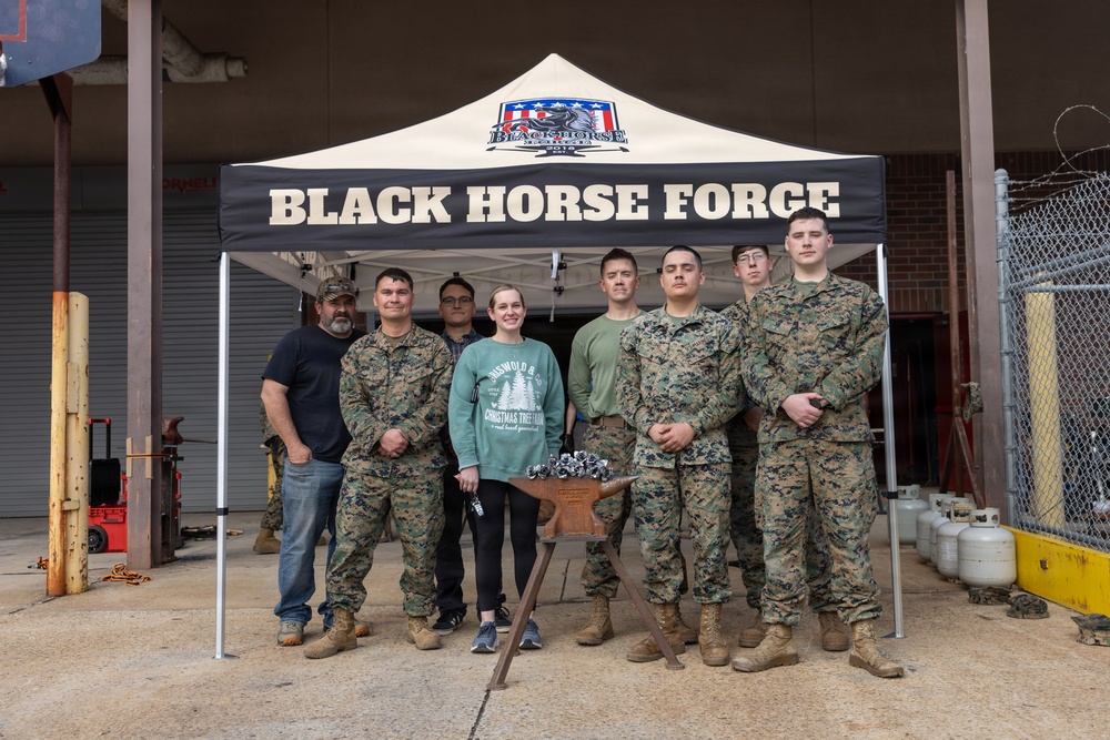 2nd Marine Logistics Group Builds Camaraderie during Black Horse Forge Event