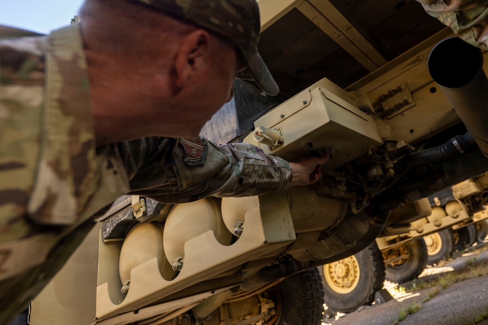 11th CES Airmen leverage joint partnership for training