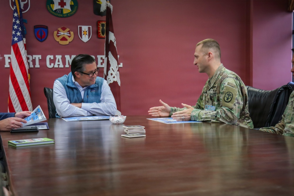 Montgomery County Mayor Wes Golden Visits Blanchfield Army Community Hospital
