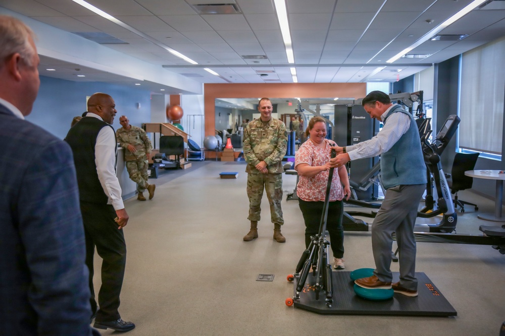 Montgomery County Mayor Wes Golden Visits Blanchfield Army Community Hospital
