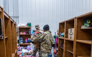 Fort Knox Garrison headquarters assists with toy delivery to Santa's Workshop