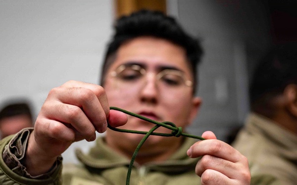 Airmen participate in Arctic Resiliency Training